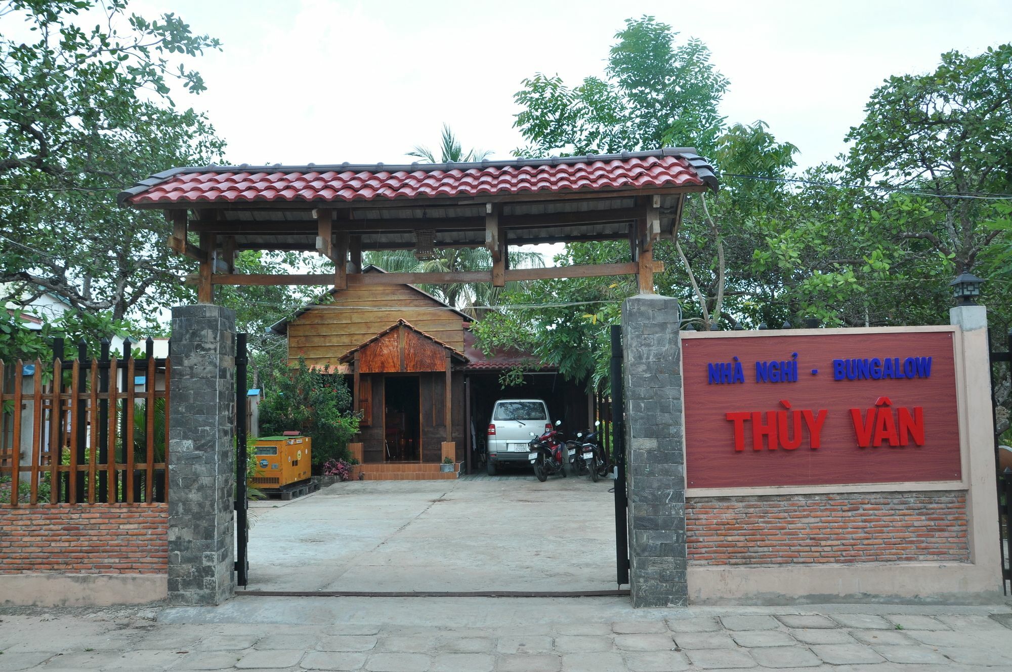 Thuy Van Bungalow Duong Dong Exterior foto